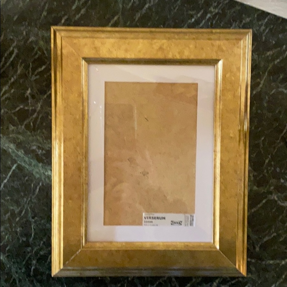 Picture frame - Picture 2 of 4